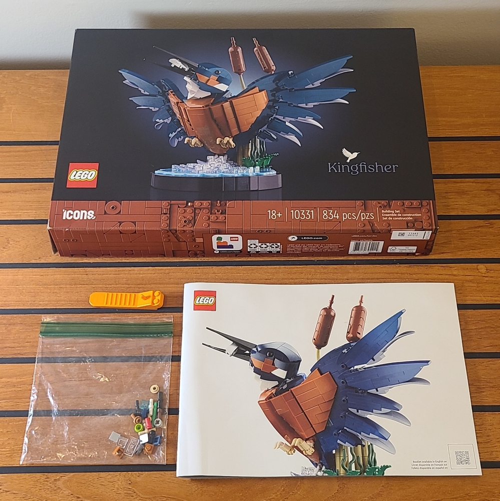 LEGO Kingfisher Bird Set - 10331 - Picture 5 of 9